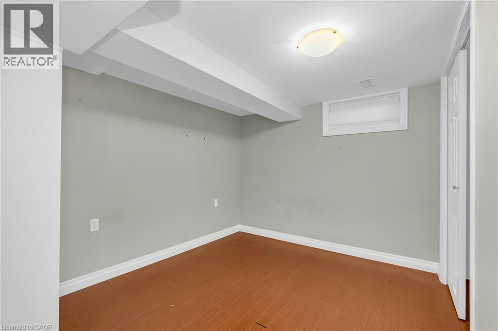 16 Glebe Court, Hamilton, ON, L9C 6B1 - 15