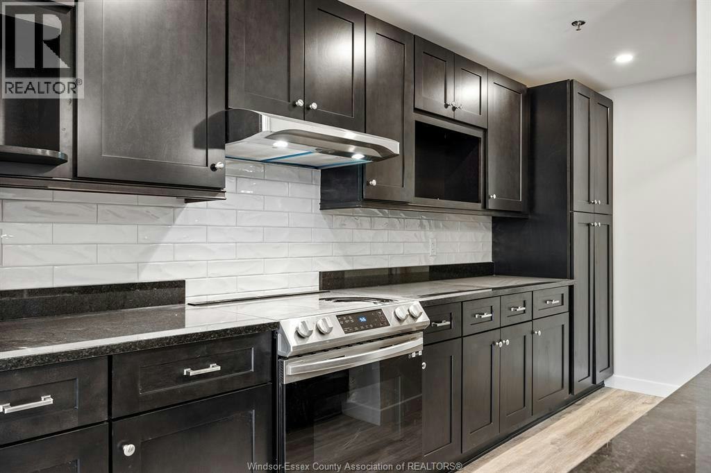 305-1500 Ouellette, Windsor, ON, N8X 1K7 - 21