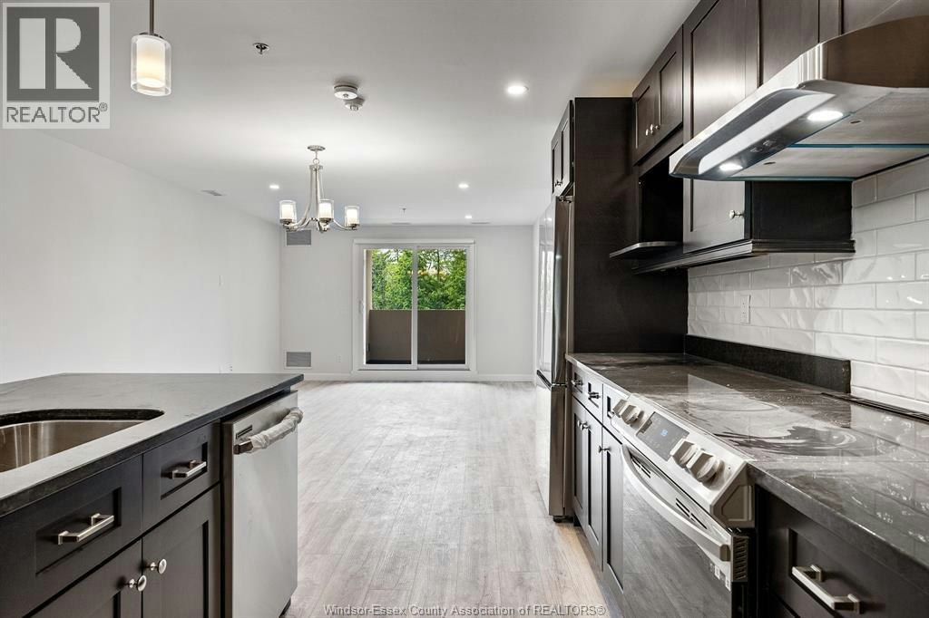 305-1500 Ouellette, Windsor, ON, N8X 1K7 - 22