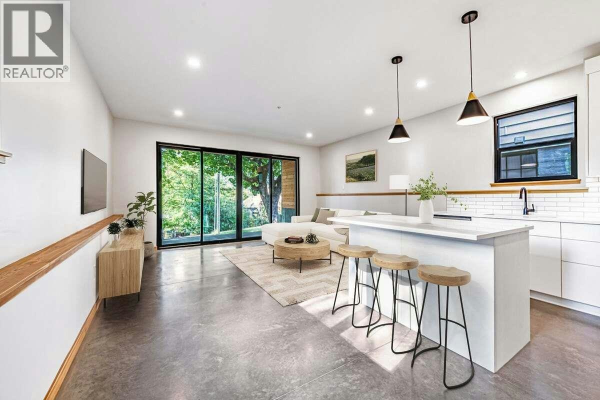 1-916 Carbonate Street, Nelson, BC, V1L 4R4