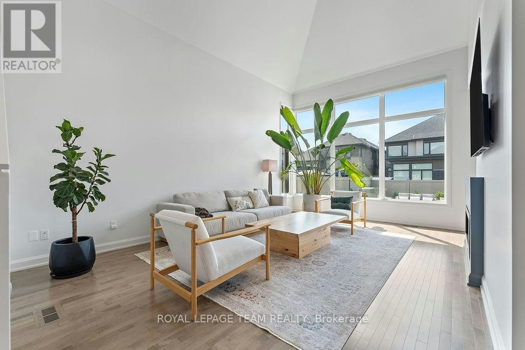 301 Long Acres Street, Ottawa, ON, K2M 0H1 - 20