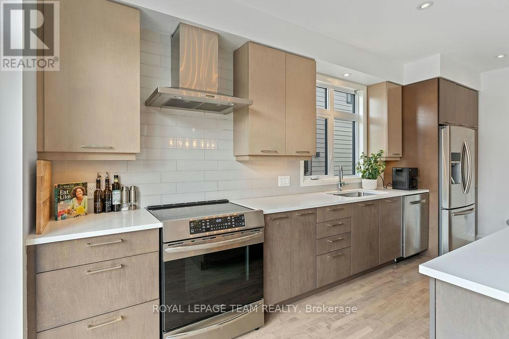 301 Long Acres Street, Ottawa, ON, K2M 0H1 - 15