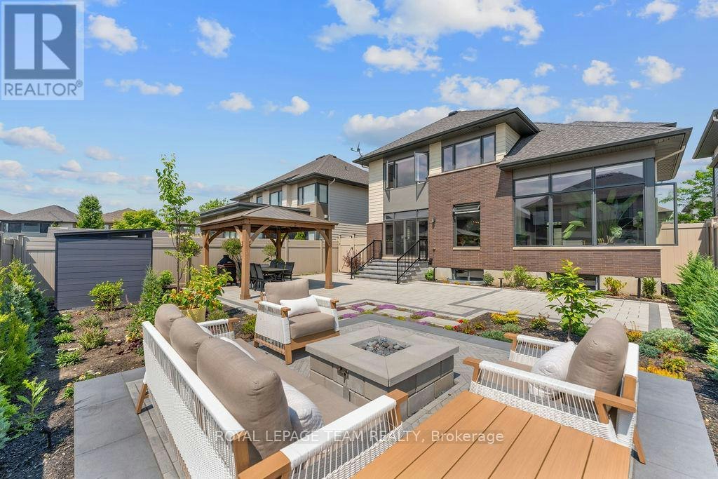 301 Long Acres Street, Ottawa, ON, K2M 0H1 - 44