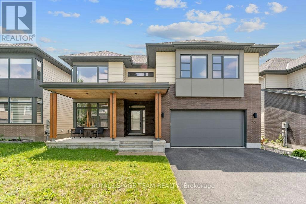 301 Long Acres Street, Ottawa, ON, K2M 0H1 - 3
