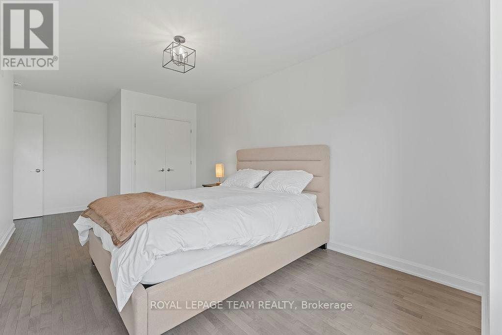 301 Long Acres Street, Ottawa, ON, K2M 0H1 - 35