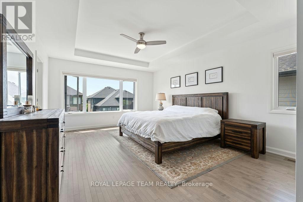 301 Long Acres Street, Ottawa, ON, K2M 0H1 - 29