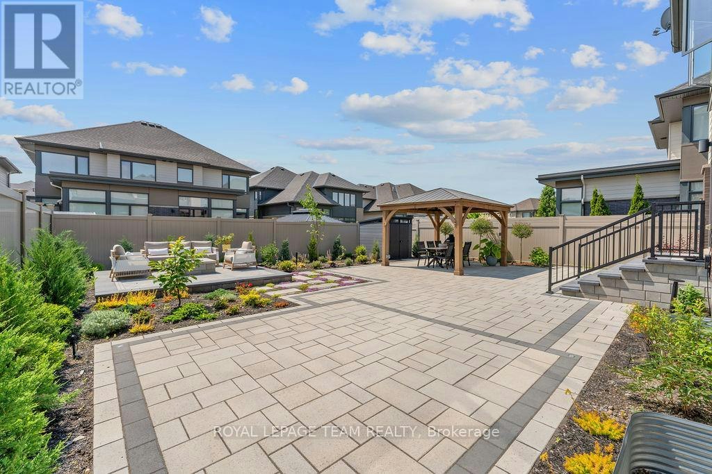 301 Long Acres Street, Ottawa, ON, K2M 0H1 - 41
