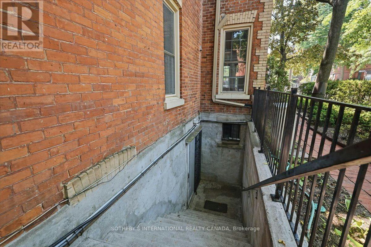 LOWER-33 Rose Avenue, Toronto, ON, M4X 1N7 - 2