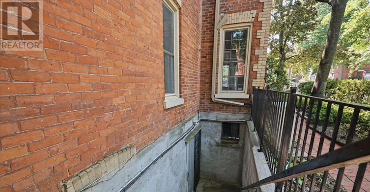 LOWER-33 Rose Avenue, Toronto, ON, M4X 1N7 - 2