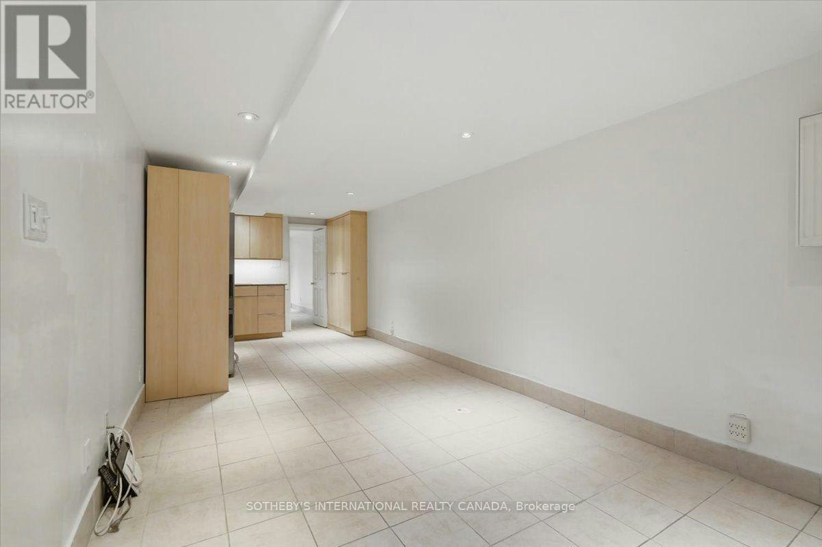 LOWER-33 Rose Avenue, Toronto, ON, M4X 1N7 - 4