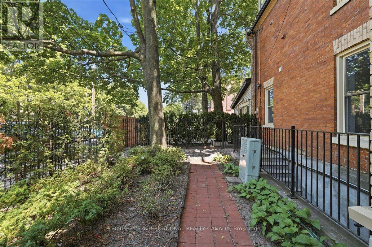 LOWER-33 Rose Avenue, Toronto, ON, M4X 1N7 - 10