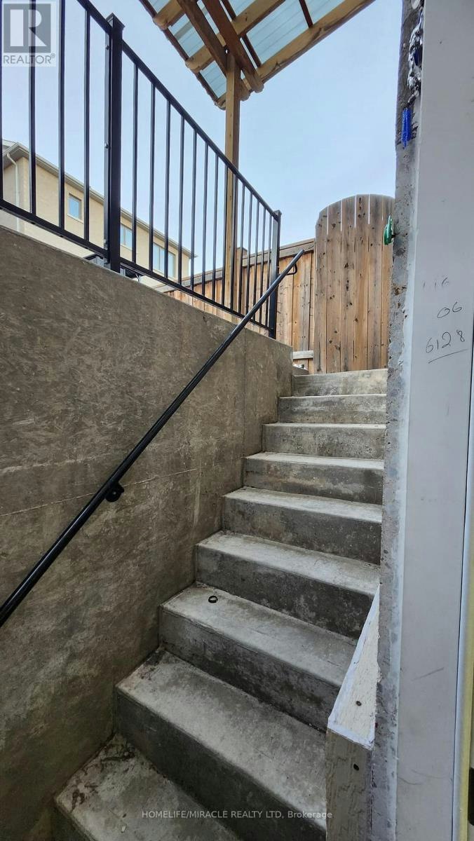 92 Stedford Crescent, Brampton, ON, L7A 4P7 - 3