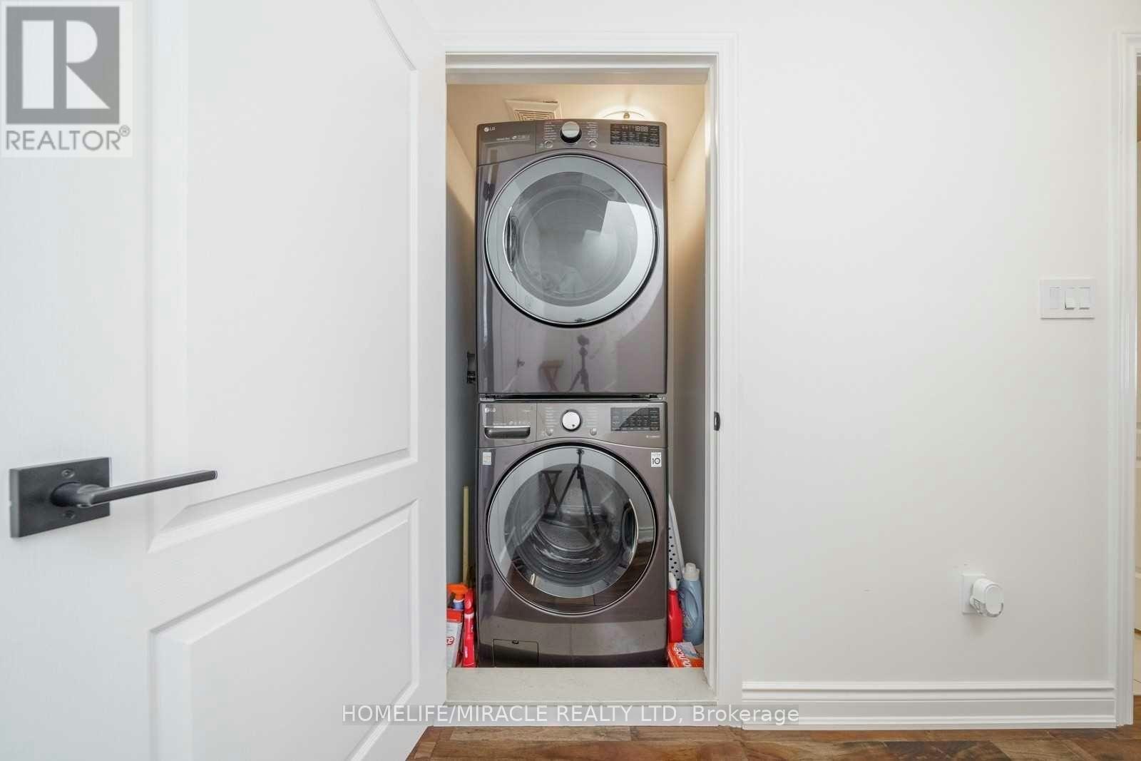 2464 Scholars Common, Burlington, ON, L7P 2W2 - 15