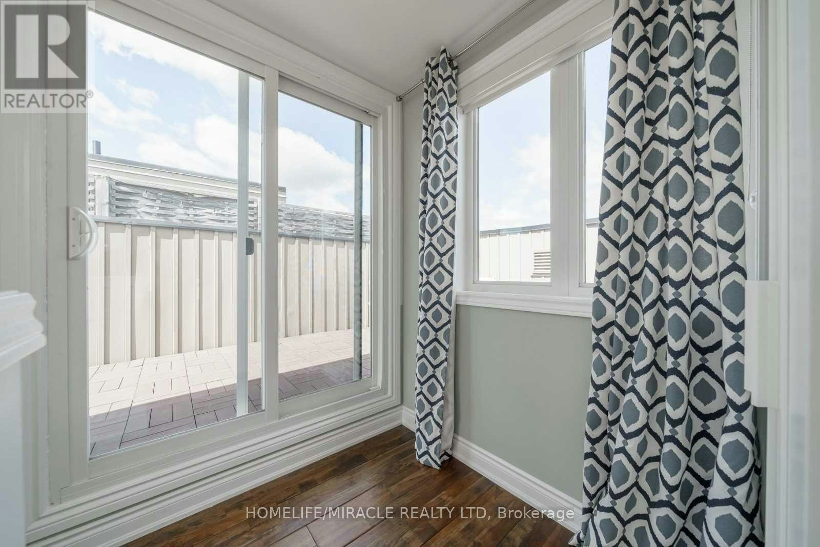 2464 Scholars Common, Burlington, ON, L7P 2W2 - 16