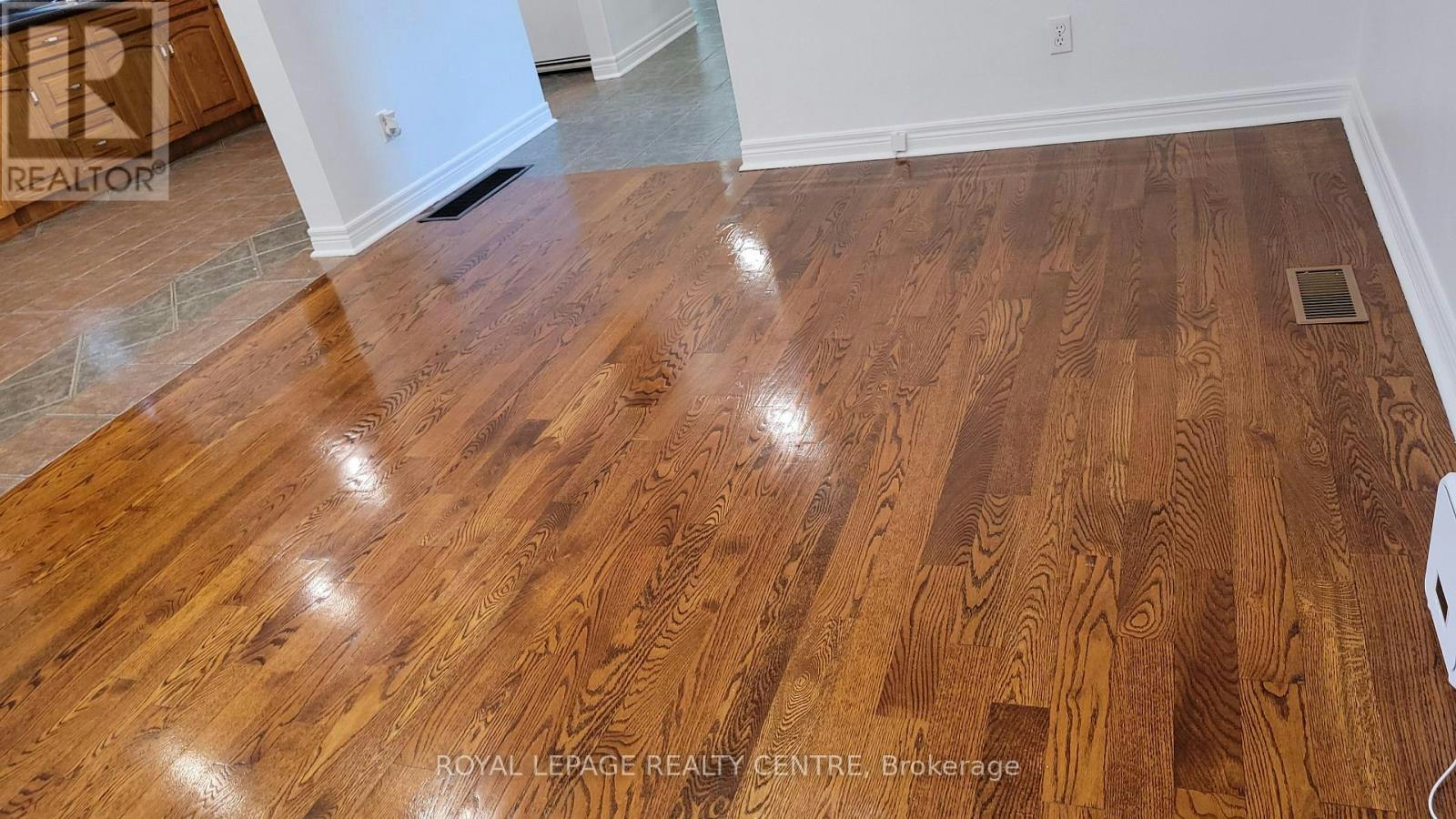 50 Rangoon Road, Toronto, ON, M9C 4N7 - 2