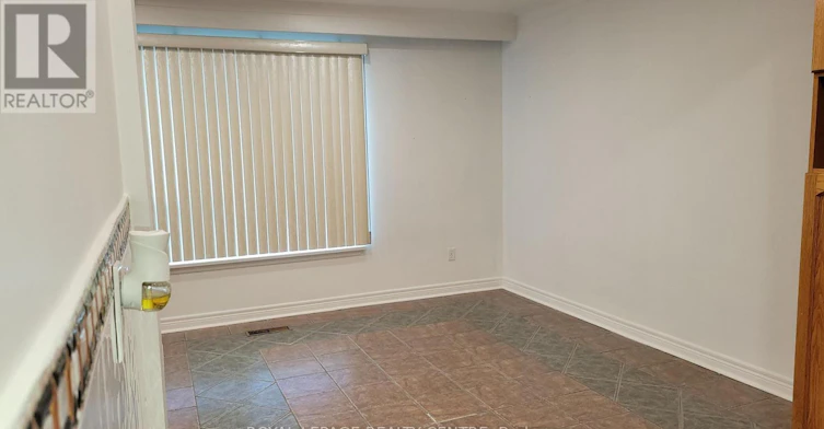 50 Rangoon Road, Toronto, ON, M9C 4N7 - 4