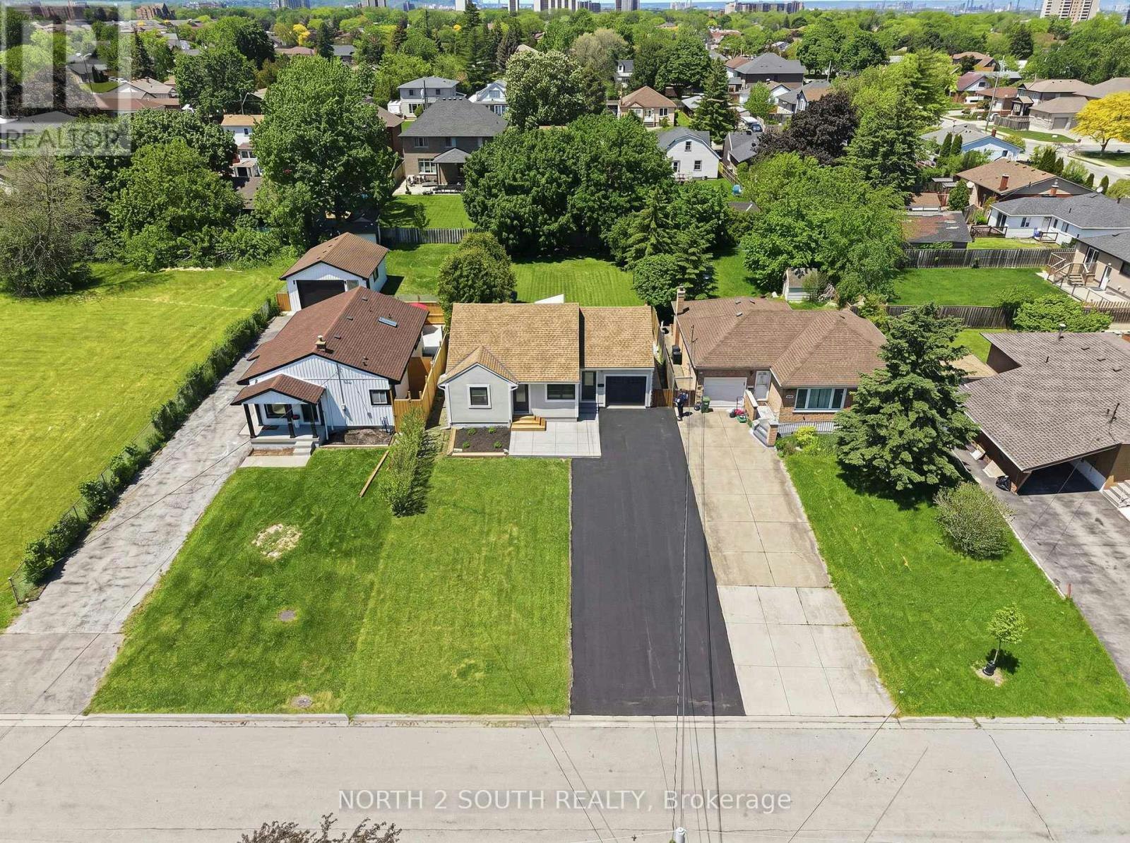 63 Chester Road, Hamilton, ON, L8E 1Y1 - 32
