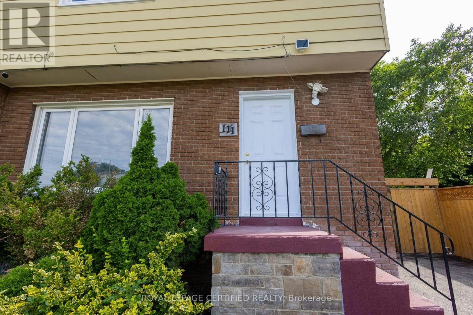 UPPER-111 Limeridge Road W, Hamilton, ON, L9C 2V3 - 7