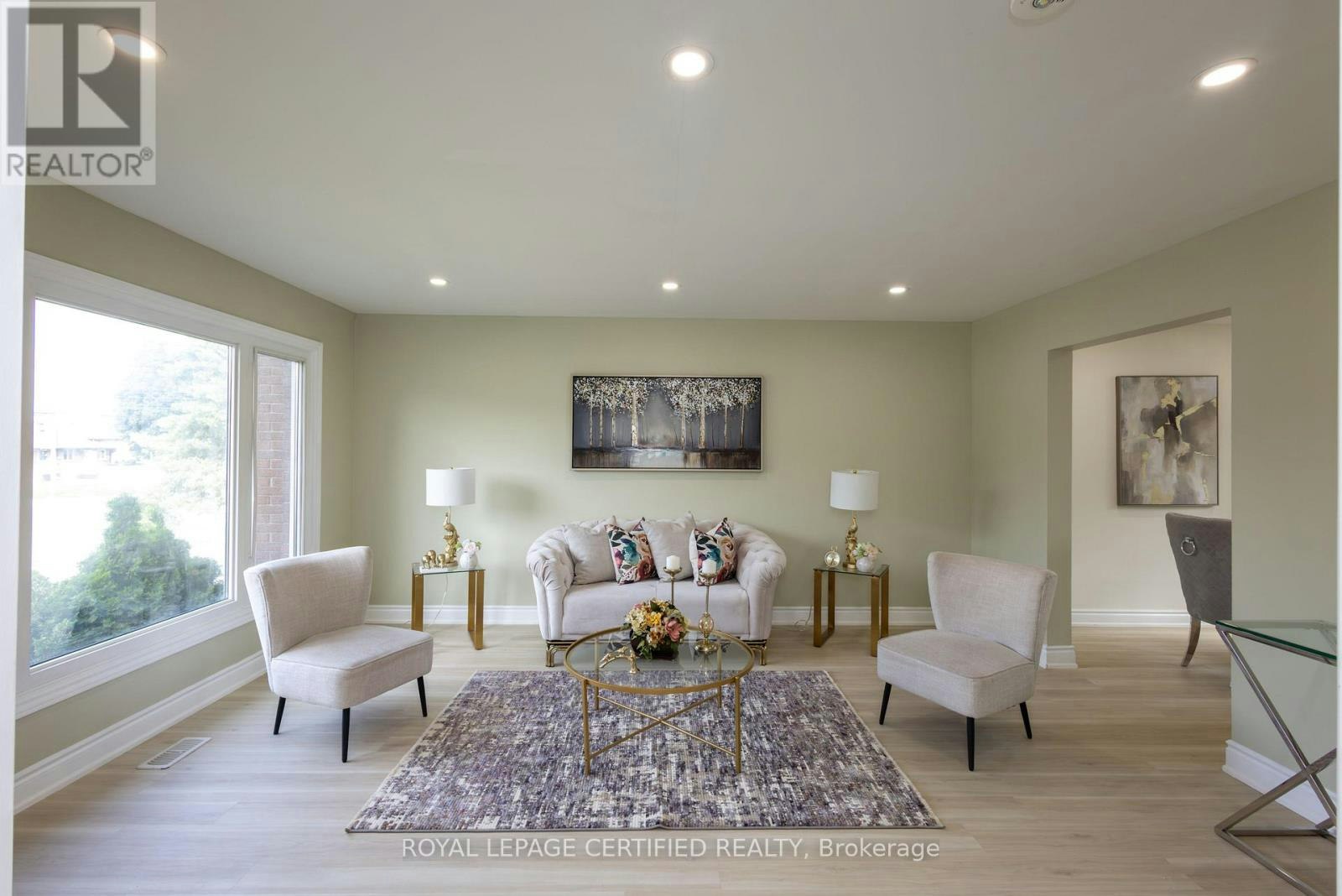 UPPER-111 Limeridge Road W, Hamilton, ON, L9C 2V3 - 2