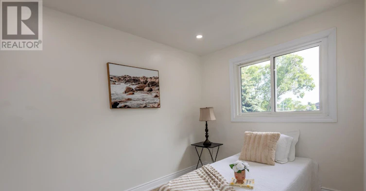 UPPER-111 Limeridge Road W, Hamilton, ON, L9C 2V3 - 24
