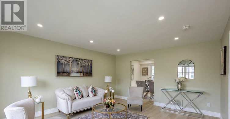 UPPER-111 Limeridge Road W, Hamilton, ON, L9C 2V3