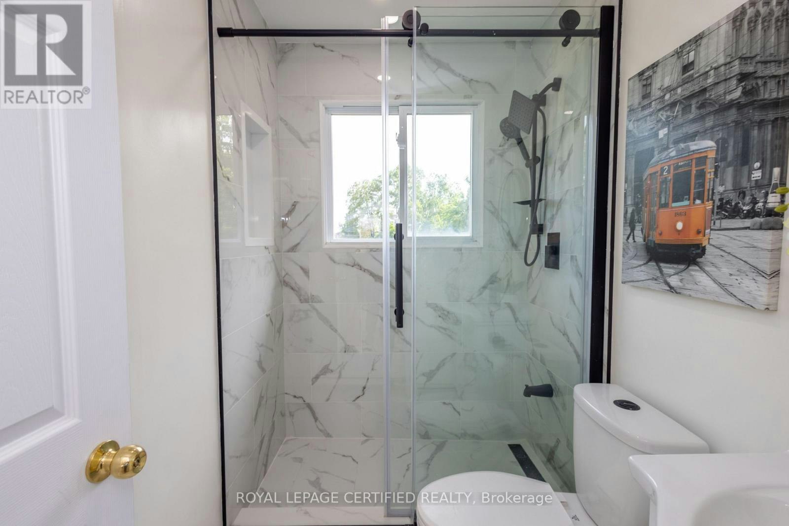 UPPER-111 Limeridge Road W, Hamilton, ON, L9C 2V3 - 28