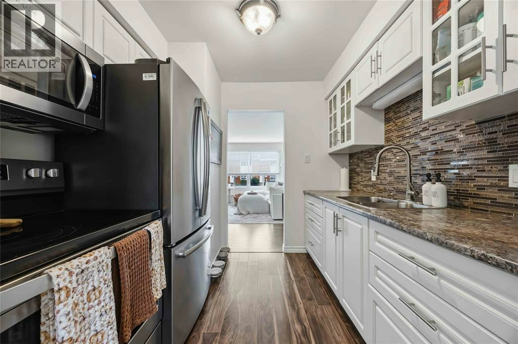 12-301 Edgewood Street, Sarnia, ON, N7S 4X7 - 8