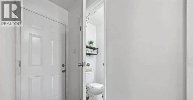 12-301 Edgewood Street, Sarnia, ON, N7S 4X7 - 17