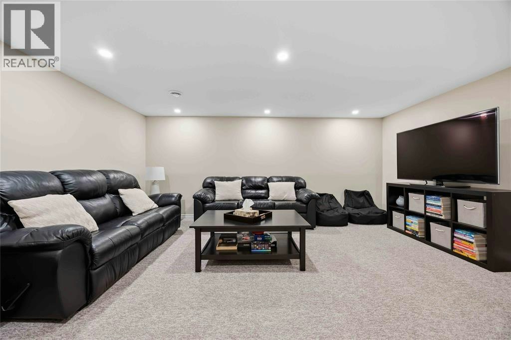 12-301 Edgewood Street, Sarnia, ON, N7S 4X7 - 30