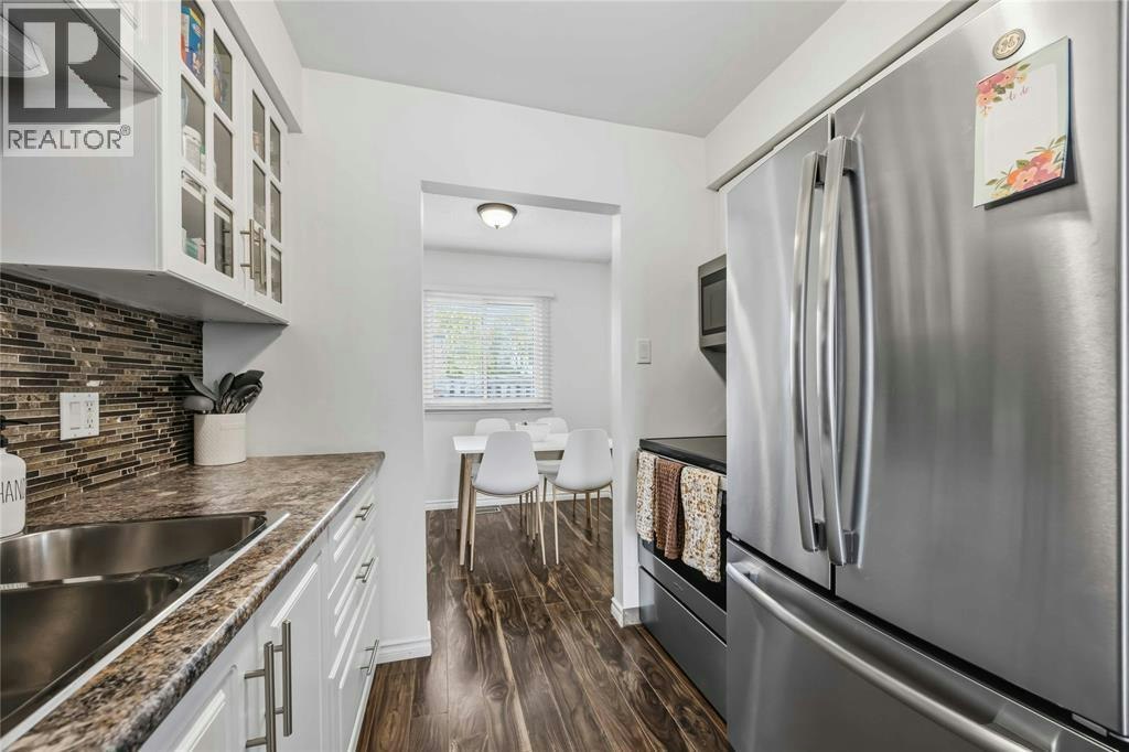12-301 Edgewood Street, Sarnia, ON, N7S 4X7 - 11