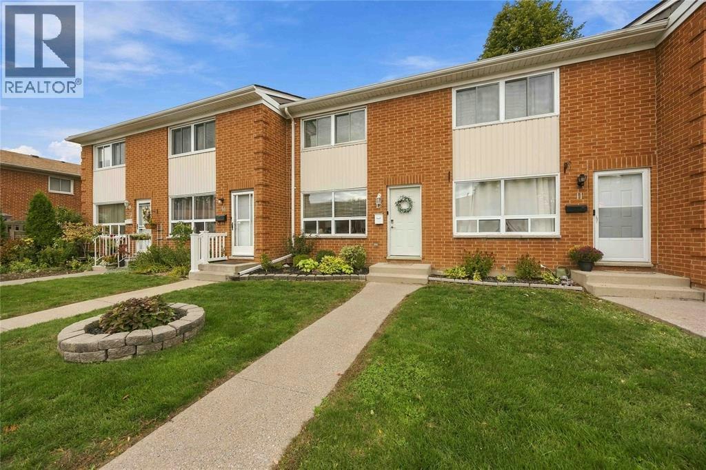 12-301 Edgewood Street, Sarnia, ON, N7S 4X7 - 2