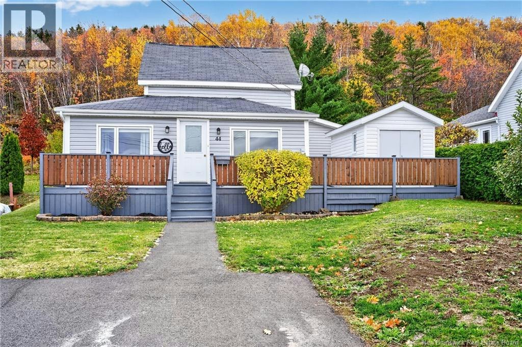 44 Sunset Drive, Campbellton, NB, E3N 1S8