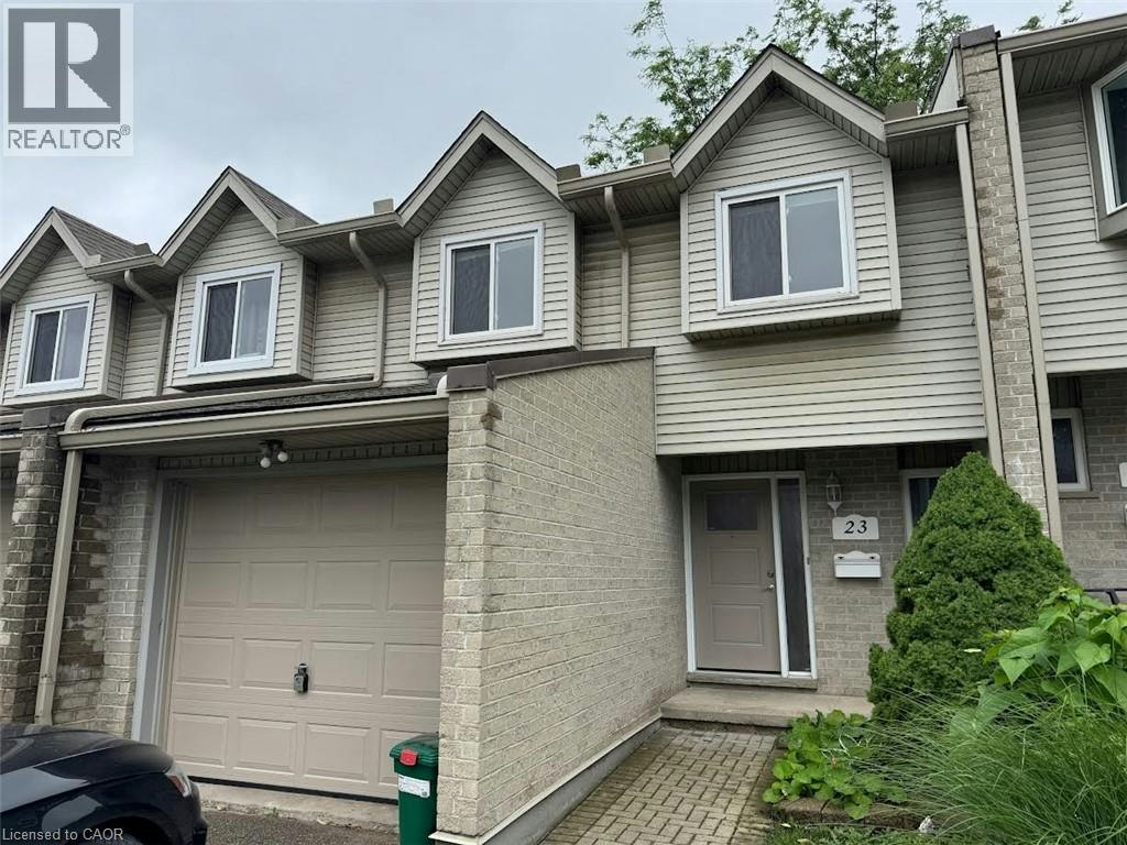 23-20 Paulander Drive, Kitchener, ON, N2M 5L3