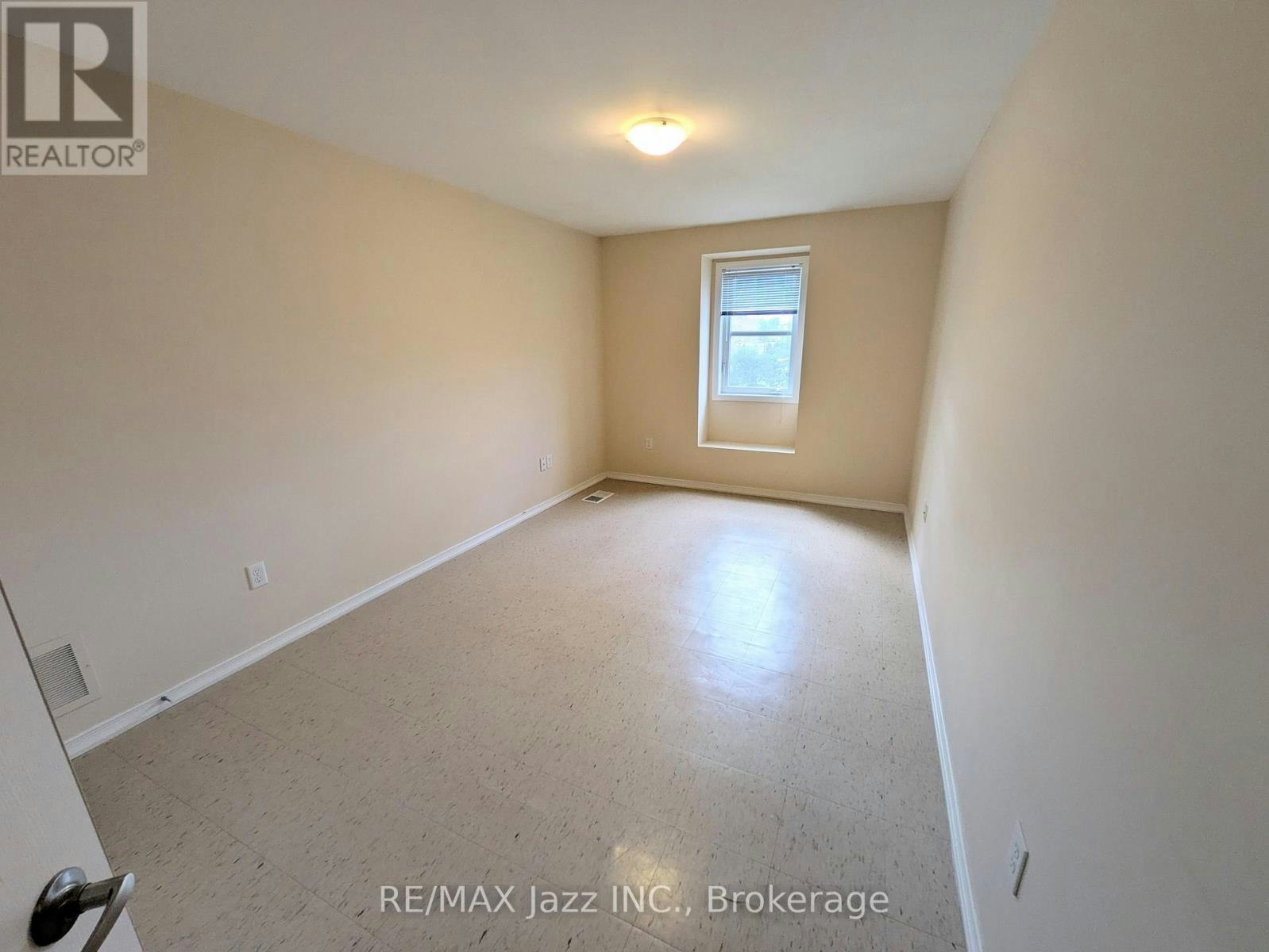 203-760 King Street E, Oshawa, ON, L1H 1G9 - 15