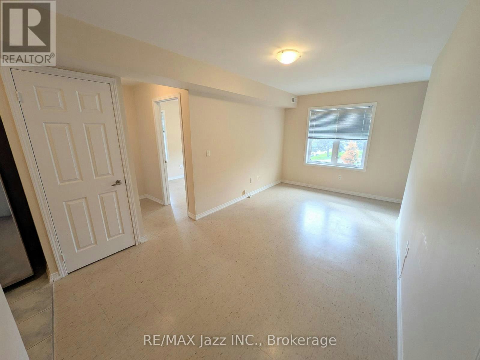 203-760 King Street E, Oshawa, ON, L1H 1G9 - 5