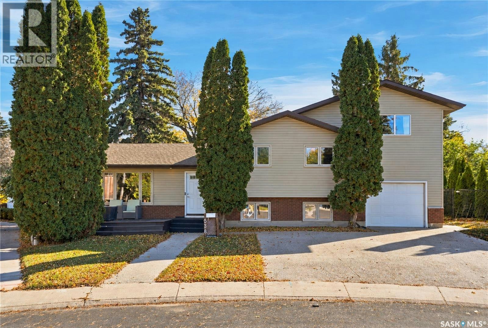 538 Highlands Terrace, Saskatoon, SK, S7H 4Y6