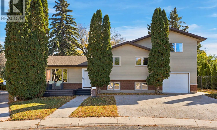 538 Highlands Terrace