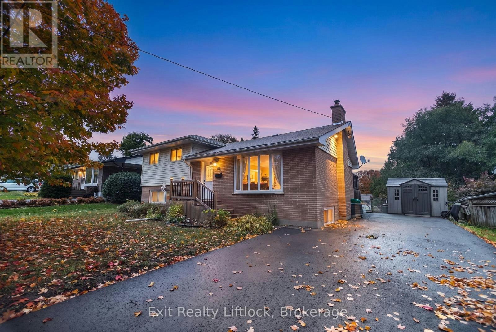 26 Beechwood Drive, Peterborough, ON, K9J 1M4