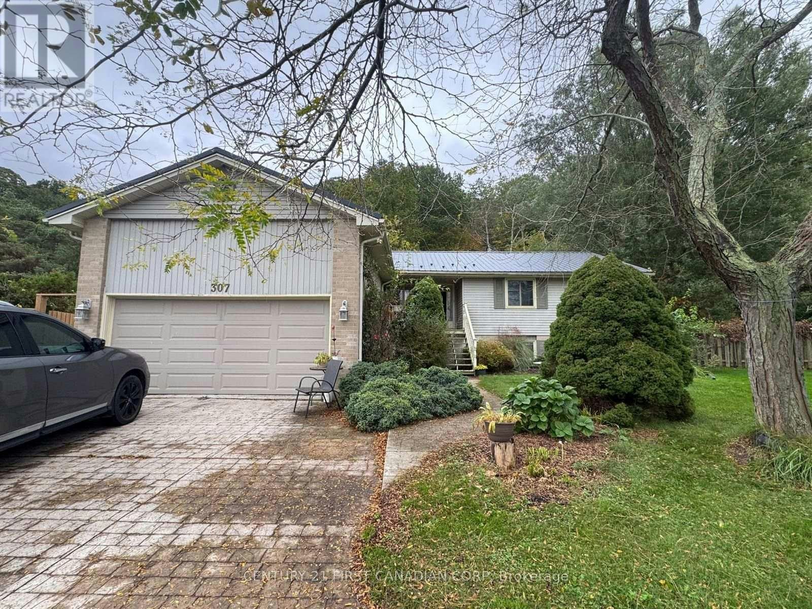 307 Selbourne Drive, Port Stanley, ON, N5L 1B1
