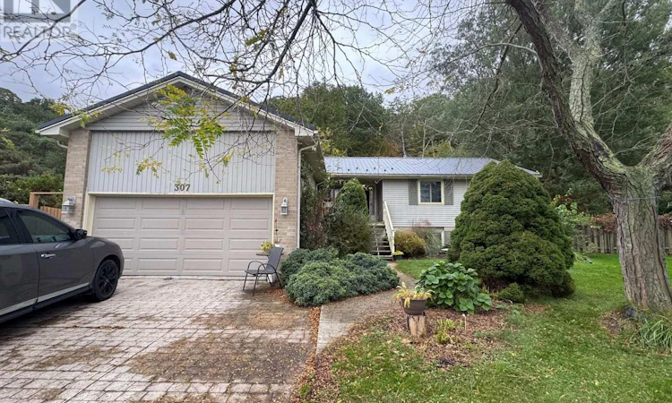 307 Selbourne Drive