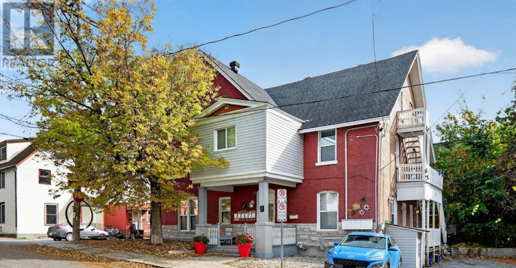 7-4 Eccles Street, Ottawa, ON, K1R 6S2 - 2