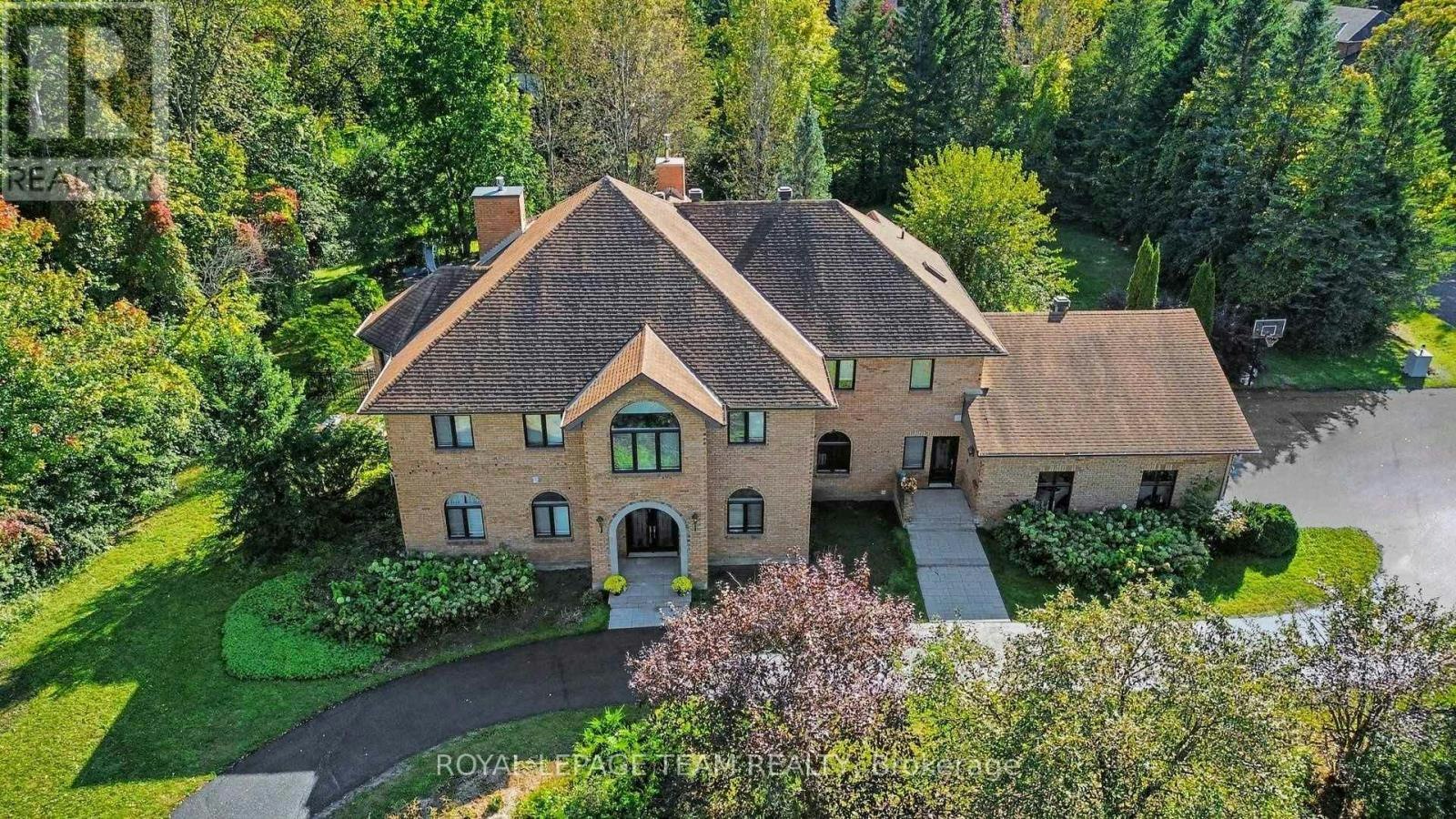 30 Spring Cress Drive, Ottawa, ON, K2R 1A1