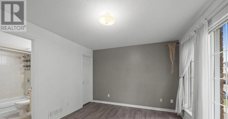 4478 Harper Avenue, Ottawa, ON, K1J 1E1 - 32