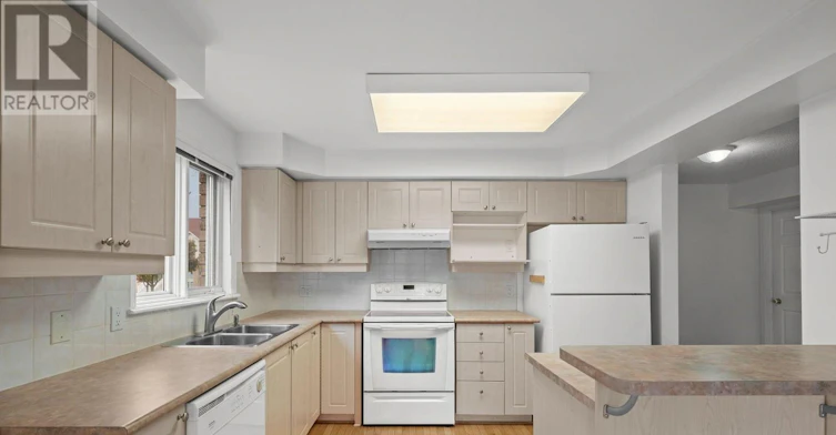 4478 Harper Avenue, Ottawa, ON, K1J 1E1 - 13