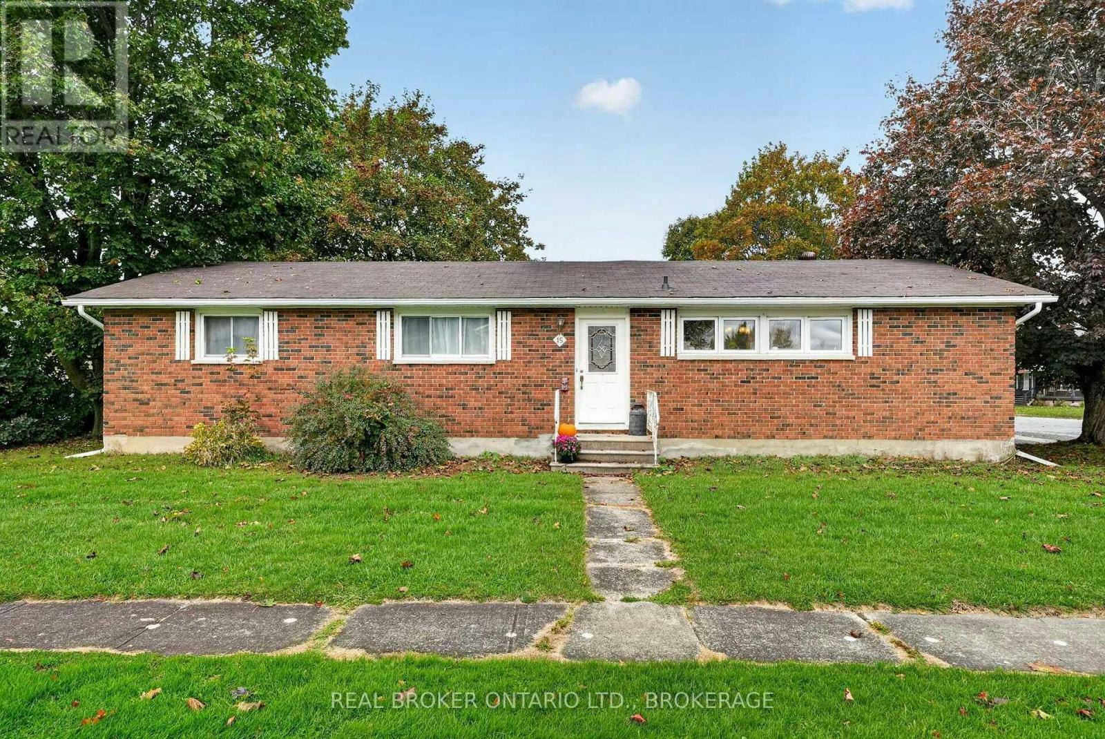 15 Gray Avenue, South Stormont, ON, K0C 1P0