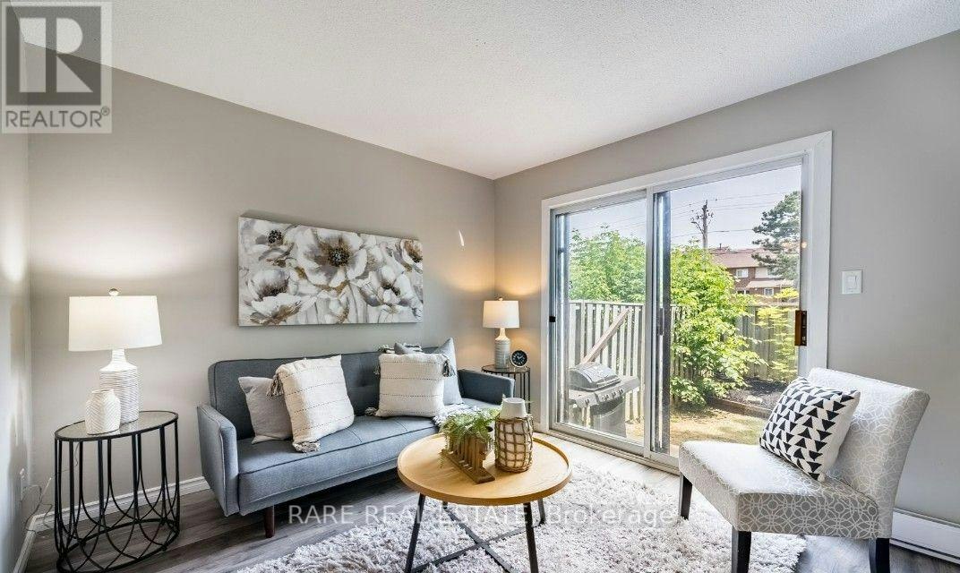 18-221 Ormond Drive, Oshawa, ON, L1G 6T7