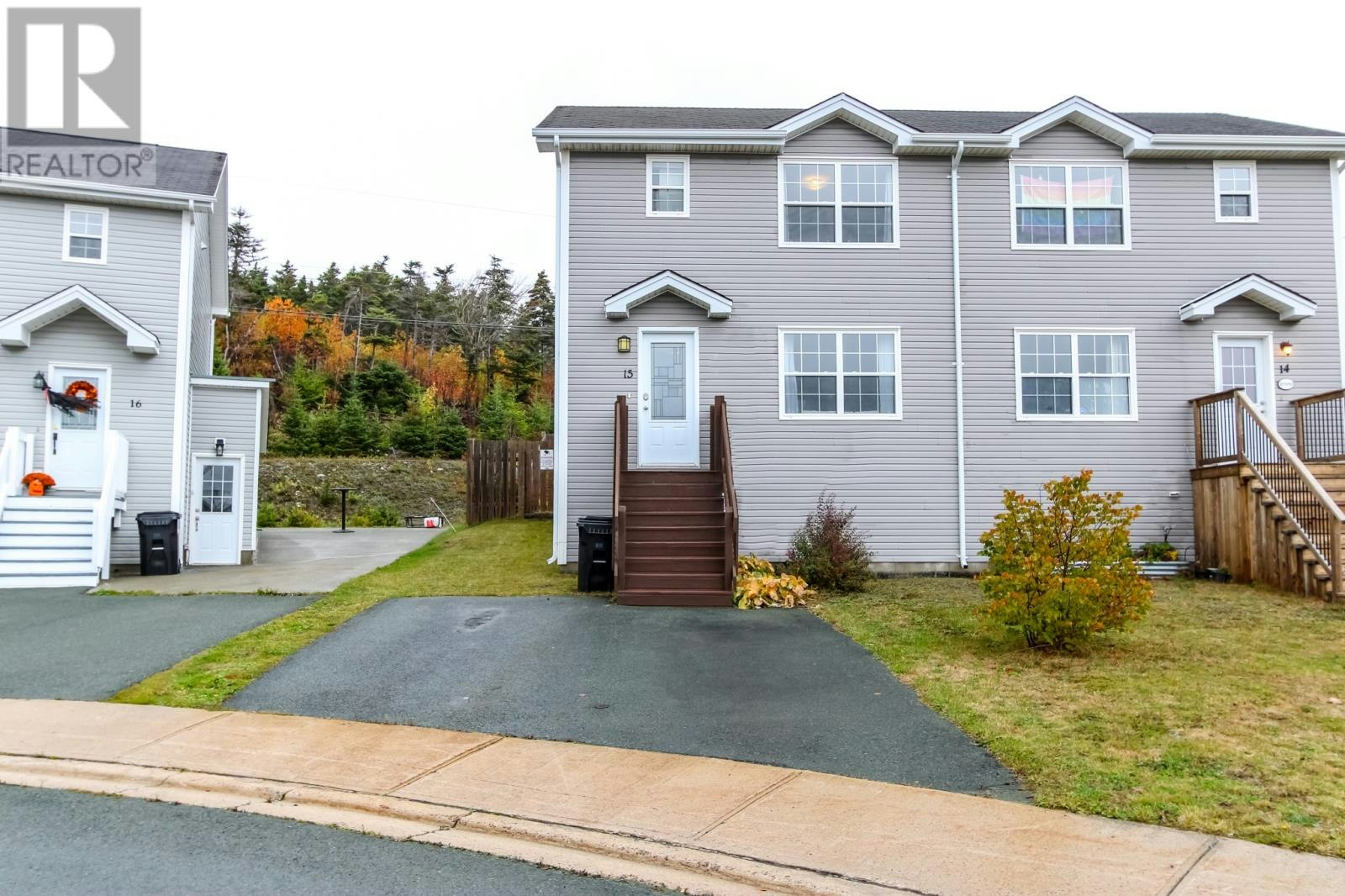15 Maclaren Place, St Johns, NL, A1B 5E1