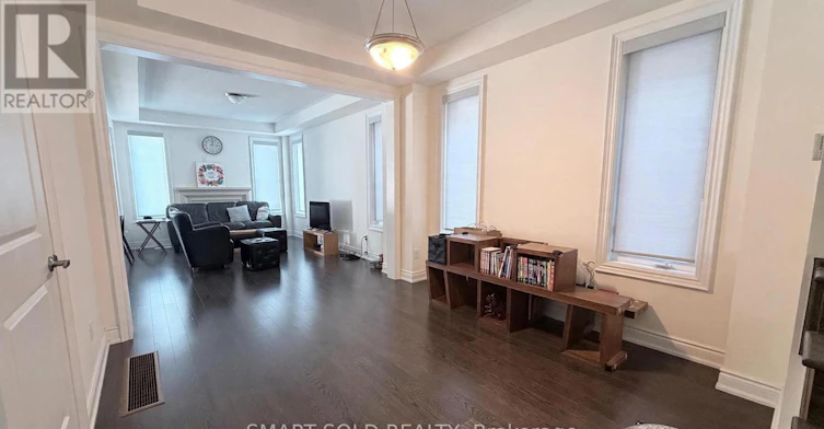 95 Hilts Drive, Richmond Hill, ON, L4S 0H8 - 3