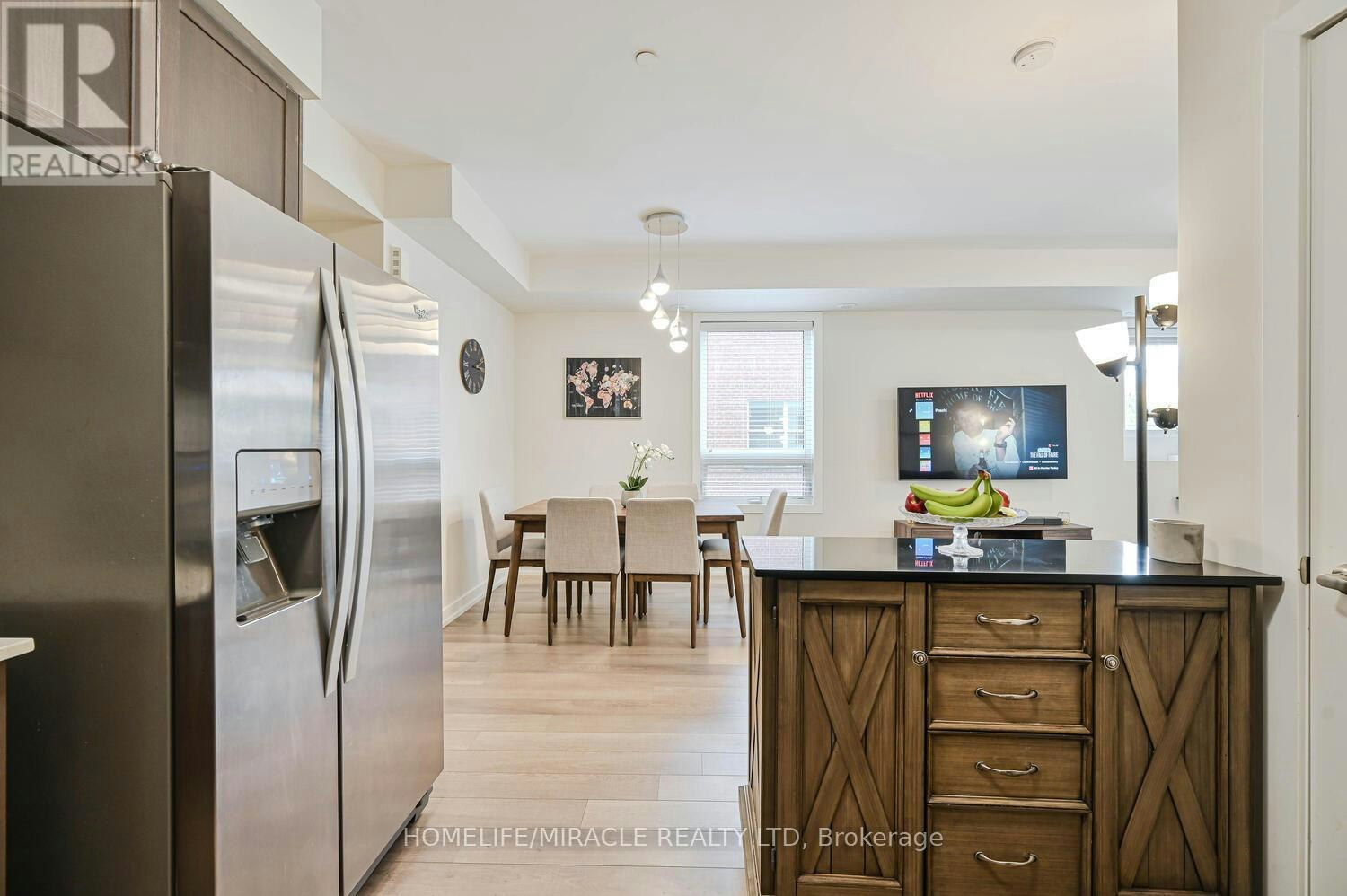 114-256 Royal York Road, Toronto, ON, M8V 1Y8 - 17