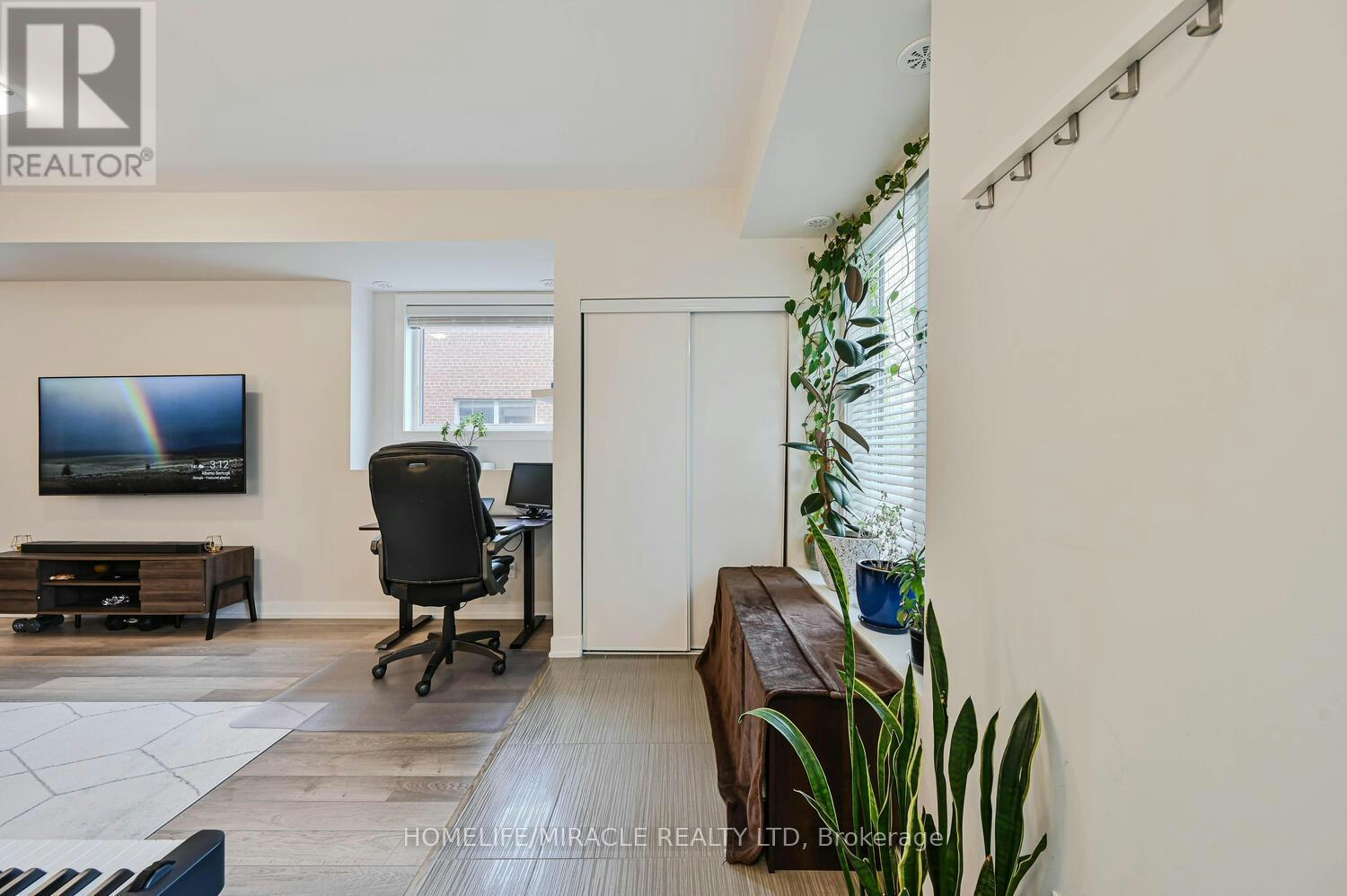 114-256 Royal York Road, Toronto, ON, M8V 1Y8 - 7